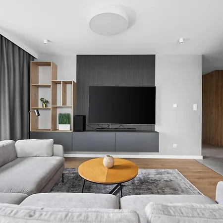 Ina Rent Zatoka Bursztynowa * グダニスク